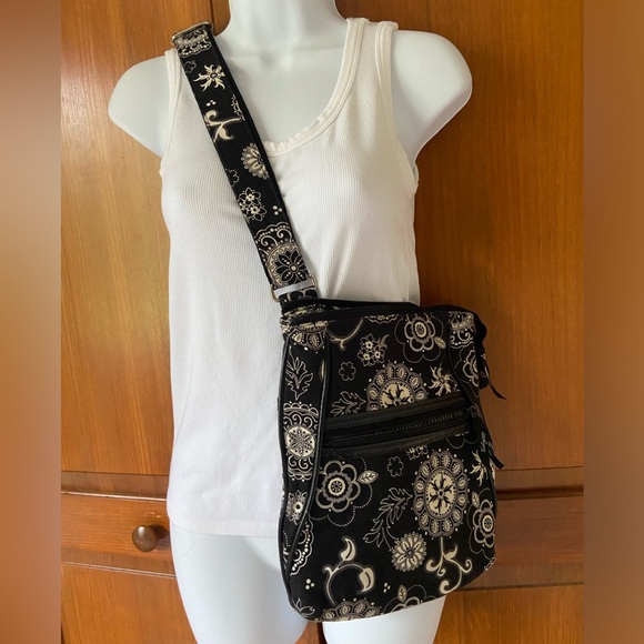 Thirty -One Onyx Medallion Black Crossover Bag - Picture 3 of 11